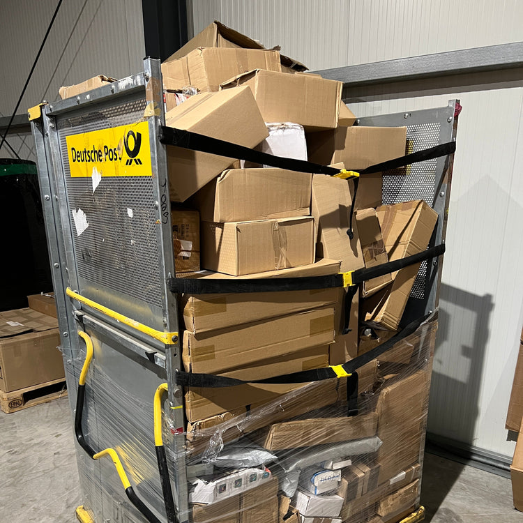 Ungeprüfte DHL Ware vom Rollwagen - Größe M, L, XL